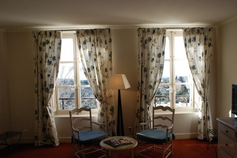 Embrasses pour tringle à rideaux