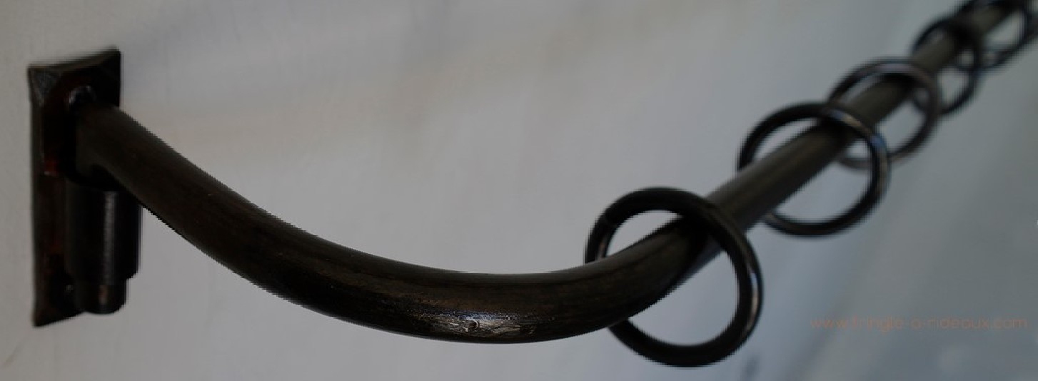 Tringle à rideaux Luberon simple 16 sur-mesure en fer forgé - avec anneaux