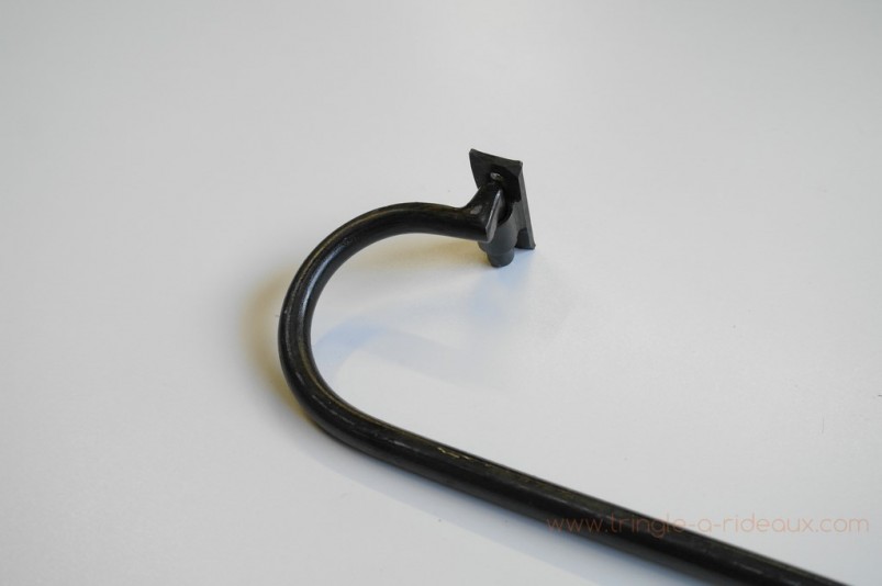 Tringle à rideaux provençale simple 12 sur mesure en fer forgé - détail