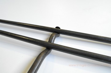 Fixation centrale et sa tringle à rideaux en fer forgé